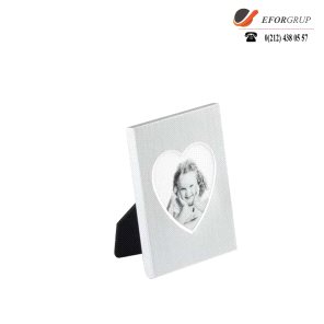 Kalp Şeklinde Resim Çerçevesi