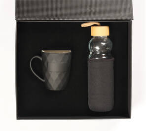 Prizma Kupa ve Bambu Kapaklı Cam Matara Seti Siyah