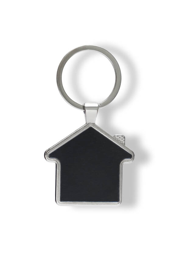 RENKLİ PLAKALI METAL EV ŞEKLİNDE ANAHTARLIK